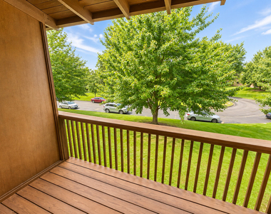 200 Willow Lane - Photo Thumbnail 6