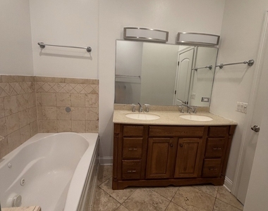 2903 W Irving Park Road - Photo Thumbnail 19