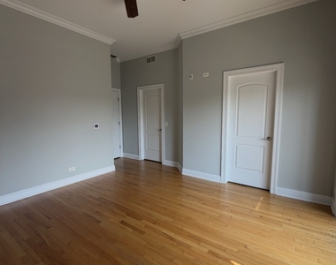 2903 W Irving Park Road - Photo Thumbnail 15