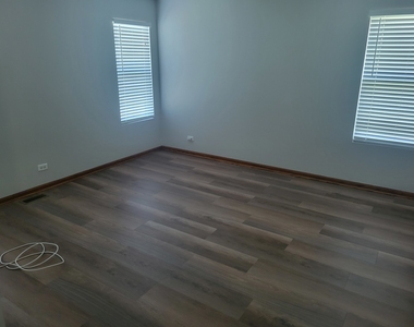 8525 Sawyer Court - Photo Thumbnail 11