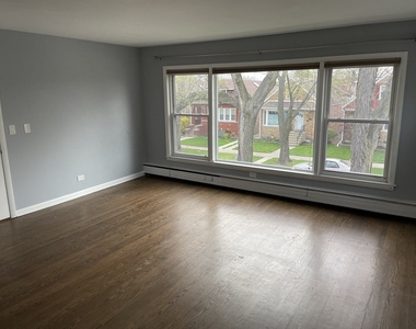 5259 N Leamington Avenue - Photo Thumbnail 6