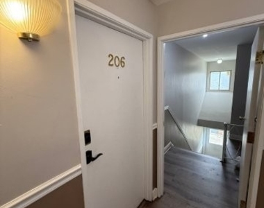 690 Marilyn Avenue - Photo Thumbnail 16