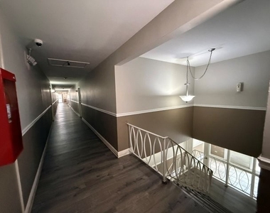690 Marilyn Avenue - Photo Thumbnail 14