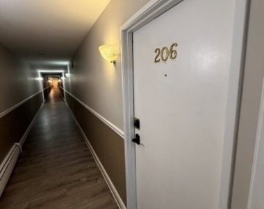 690 Marilyn Avenue - Photo Thumbnail 15