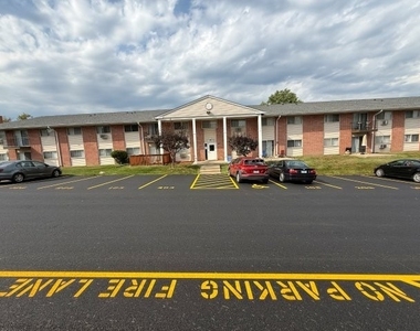 690 Marilyn Avenue - Photo Thumbnail 2