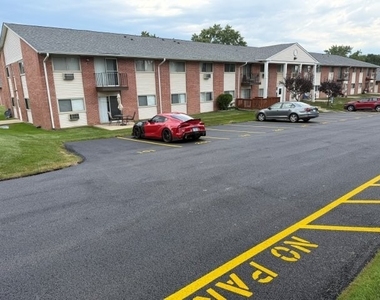 690 Marilyn Avenue - Photo Thumbnail 3