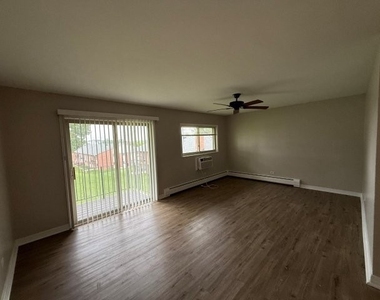 690 Marilyn Avenue - Photo Thumbnail 18