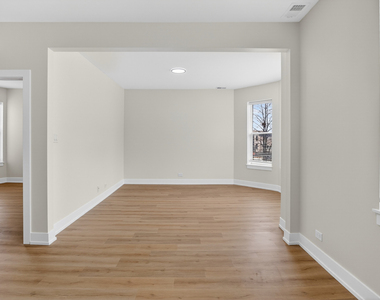 4622 S Calumet Avenue - Photo Thumbnail 5