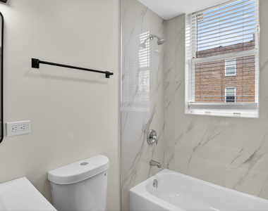 4622 S Calumet Avenue - Photo Thumbnail 13