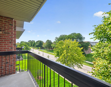 1204 Chalet Road - Photo Thumbnail 14