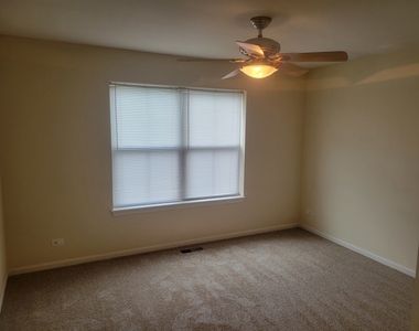 490 Dancer Lane - Photo Thumbnail 9