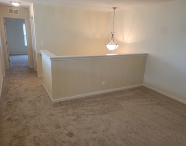 490 Dancer Lane - Photo Thumbnail 7