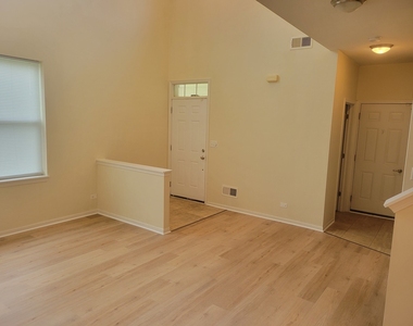 490 Dancer Lane - Photo Thumbnail 1