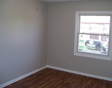 260 Juniper Lane - Photo Thumbnail 10