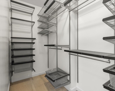 100 E 14th Street - Photo Thumbnail 16