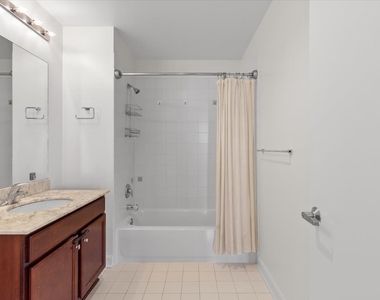 100 E 14th Street - Photo Thumbnail 15