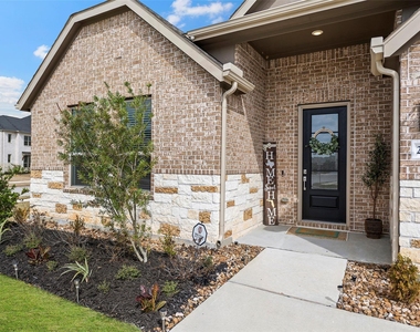 29003 Spicewood Valley Drive - Photo Thumbnail 2