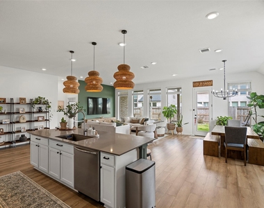 29003 Spicewood Valley Drive - Photo Thumbnail 11