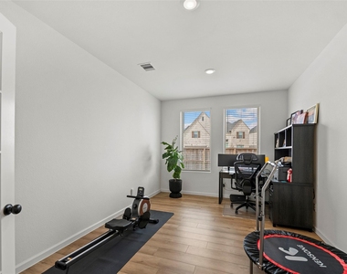29003 Spicewood Valley Drive - Photo Thumbnail 25