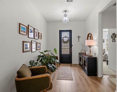 29003 Spicewood Valley Drive - Photo Thumbnail 3