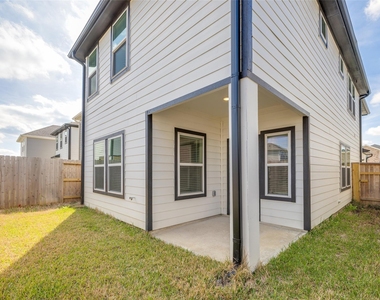 1539 Revolution Way - Photo Thumbnail 36