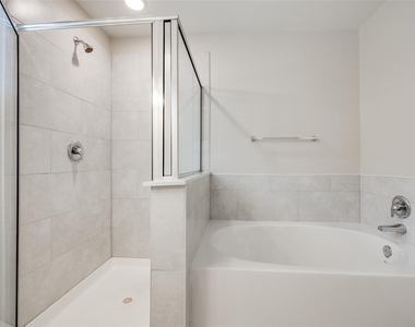 1539 Revolution Way - Photo Thumbnail 31