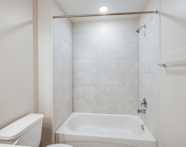 1539 Revolution Way - Photo Thumbnail 24