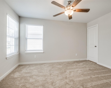 1539 Revolution Way - Photo Thumbnail 22