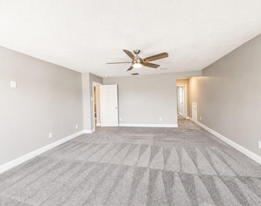 10719 Hidden Arrow Court - Photo Thumbnail 27