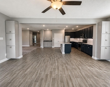 10719 Hidden Arrow Court - Photo Thumbnail 22