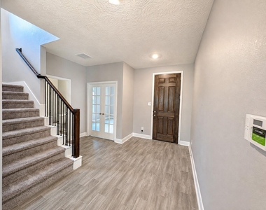 10719 Hidden Arrow Court - Photo Thumbnail 24