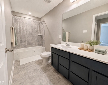 10719 Hidden Arrow Court - Photo Thumbnail 9