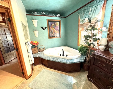 114 5th Street - Photo Thumbnail 14