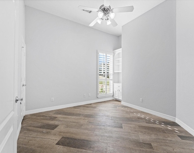 98 Victoria Drive W - Photo Thumbnail 27