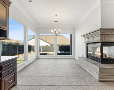98 Victoria Drive W - Photo Thumbnail 10