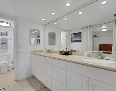 4206 Se 20th Place - Photo Thumbnail 14