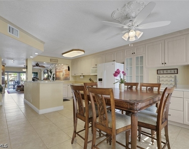 4206 Se 20th Place - Photo Thumbnail 3