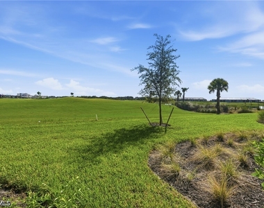 15345 Green Acres Avenue - Photo Thumbnail 32