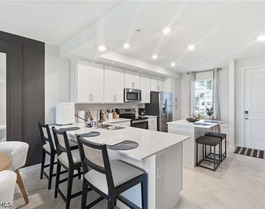 15345 Green Acres Avenue - Photo Thumbnail 10