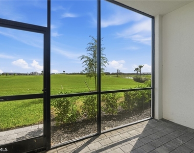 15345 Green Acres Avenue - Photo Thumbnail 28