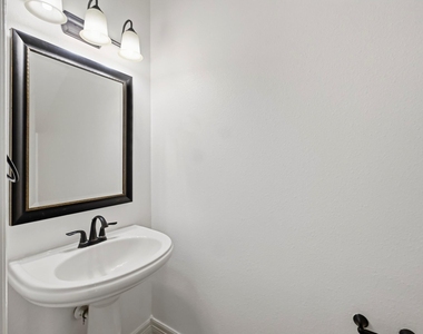 27730 Dalton Bluff Court - Photo Thumbnail 19