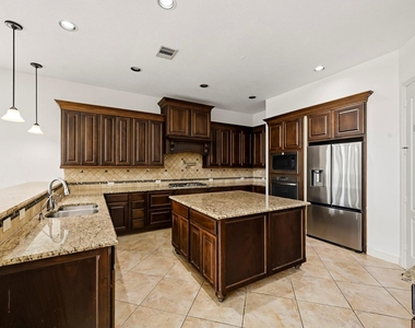 27730 Dalton Bluff Court - Photo Thumbnail 5
