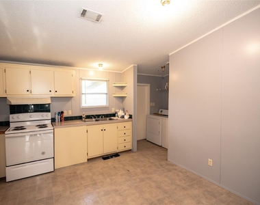 11804 Trickey Road - Photo Thumbnail 3