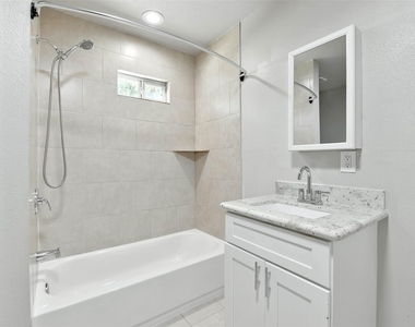 5017 Boicewood Street - Photo Thumbnail 16