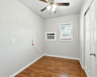 5017 Boicewood Street - Photo Thumbnail 12