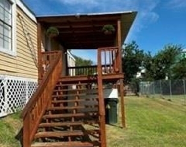 811 6th Street N - Photo Thumbnail 12