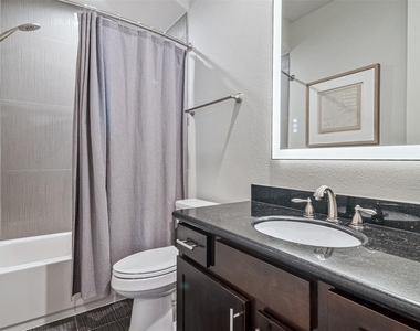 1847 Edwards Street - Photo Thumbnail 6