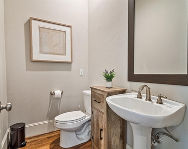 1847 Edwards Street - Photo Thumbnail 15