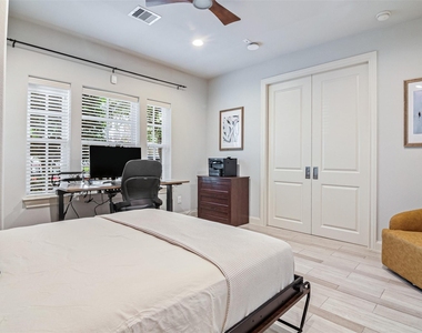 1847 Edwards Street - Photo Thumbnail 7