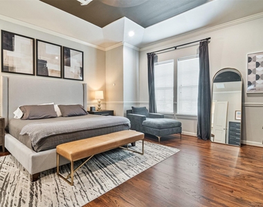 1847 Edwards Street - Photo Thumbnail 18